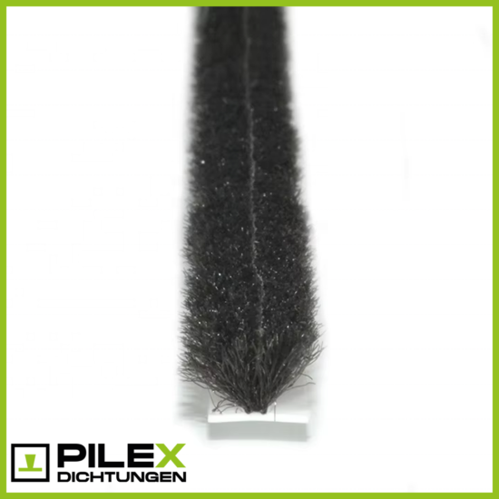 BÜRSTE MIT MITTELSTEG